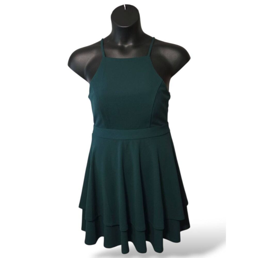 Trixxi Emerald Green Lace Back Sequined Skater Dress – NWT Size Large